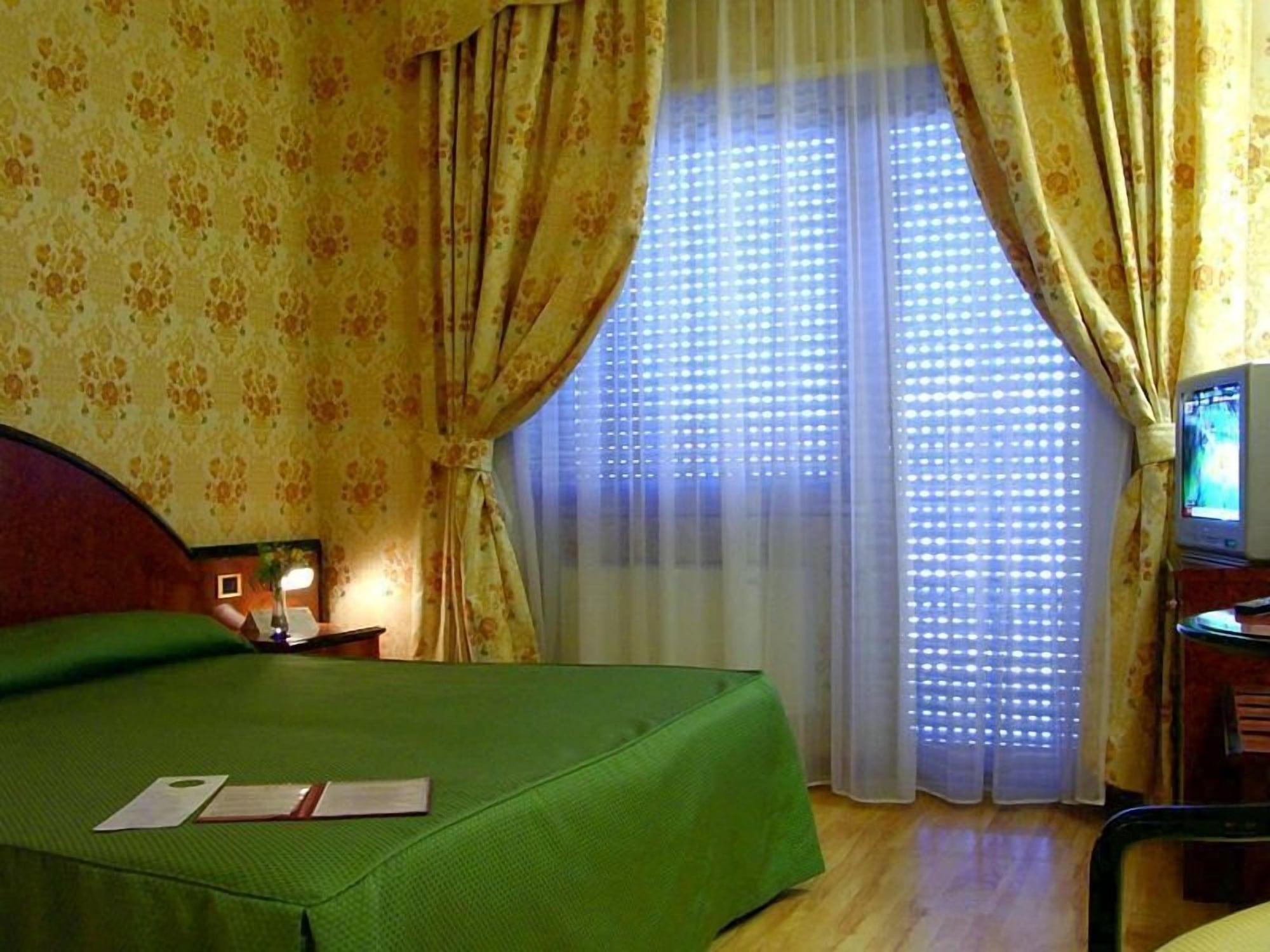 Grand Hotel Dei Cesari Anzio Extérieur photo