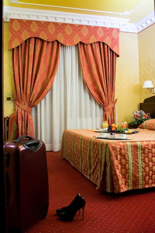 Grand Hotel Dei Cesari Anzio Extérieur photo