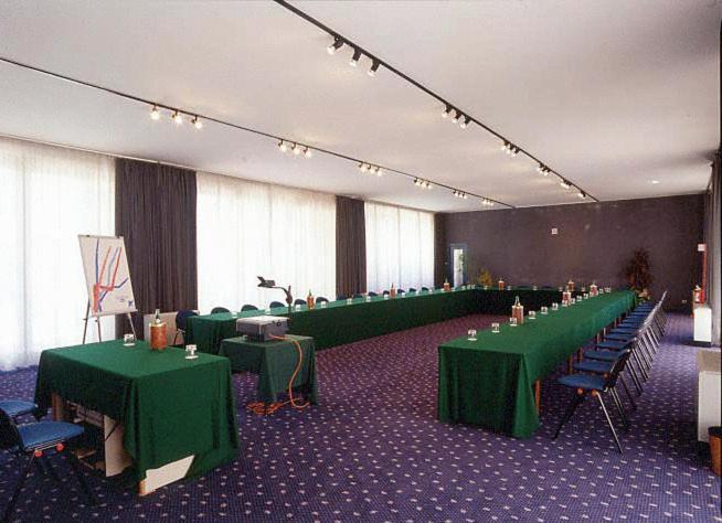 Grand Hotel Dei Cesari Anzio Extérieur photo